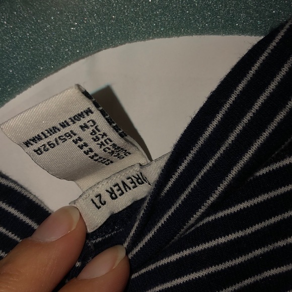 Forever 21 tank top - Picture 3 of 3